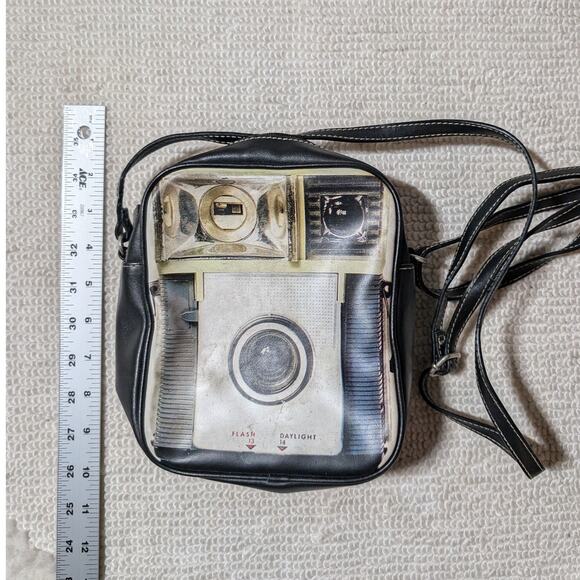 Vintage Y2K Relic Camera Novelty Purse - Picture 4 of 4